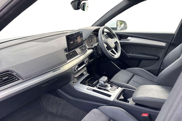 Used Audi Q5 2024 for sale - 76113311: Photo 2