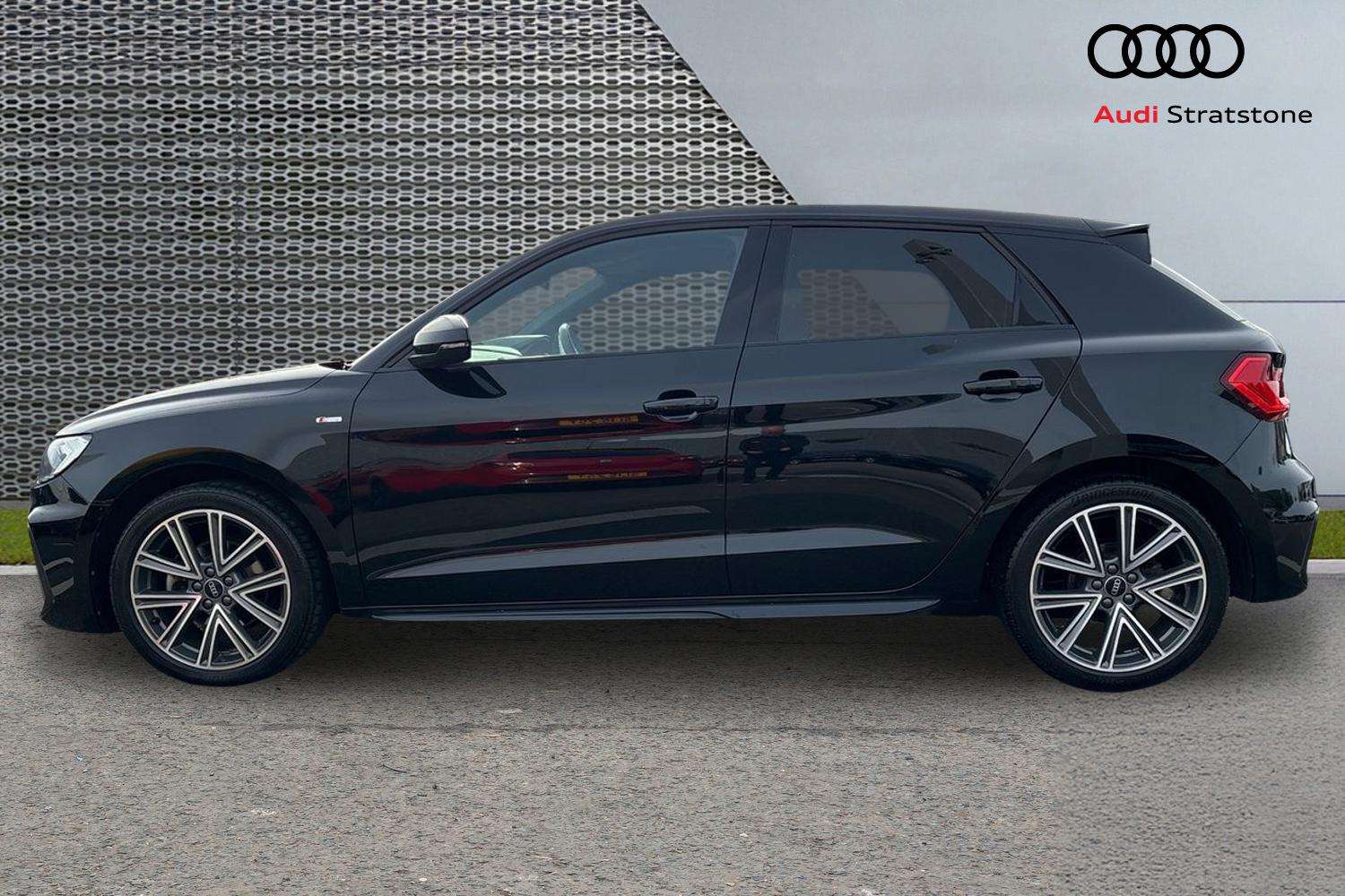 Used Audi A1 2023 for sale - 78209341: Photo 8