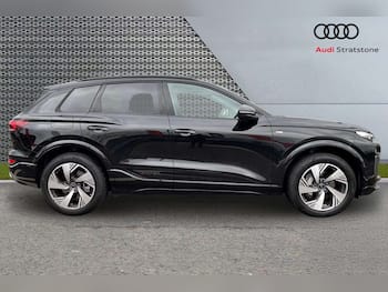 Used Audi Q6 e-tron 2025 for sale - 79689582: Photo