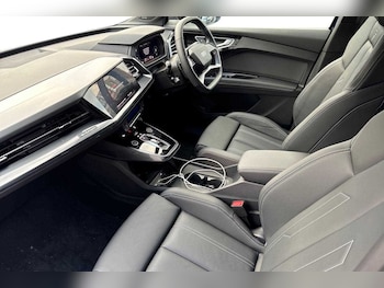 Used Audi Q4 e-tron 2024 for sale - 74716825: Photo