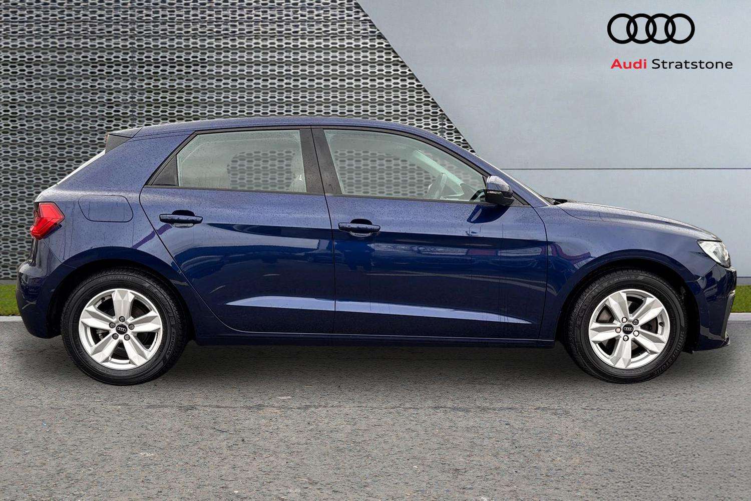 Used Audi A1 2023 for sale - 76411229: Photo 4