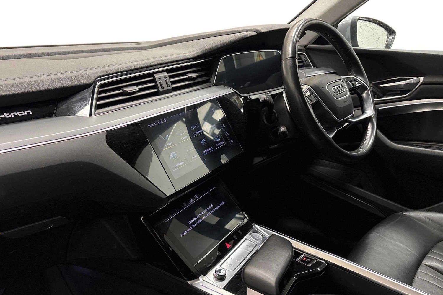 Used Audi e-tron 2019 for sale - 77741046: Photo 2