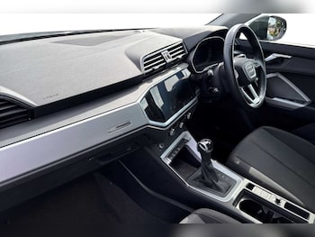 Used Audi Q3 2022 for sale - 75063489: Photo
