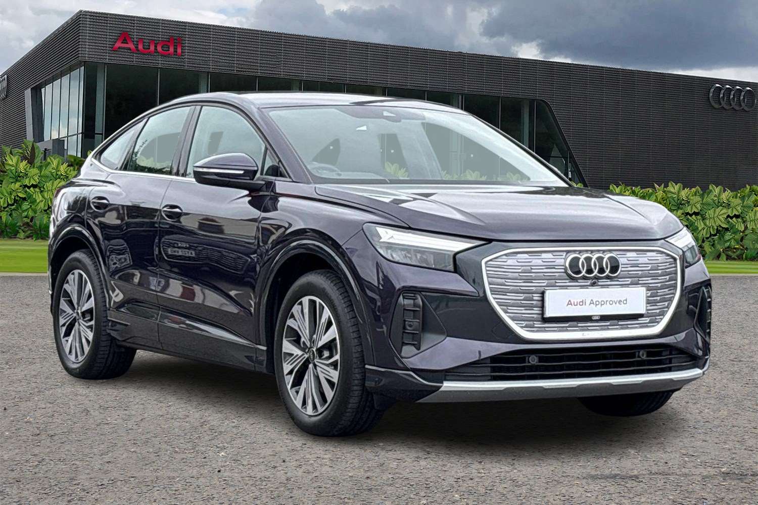 Used Audi Q4 e-tron 2025 for sale - 76113475: Photo 1