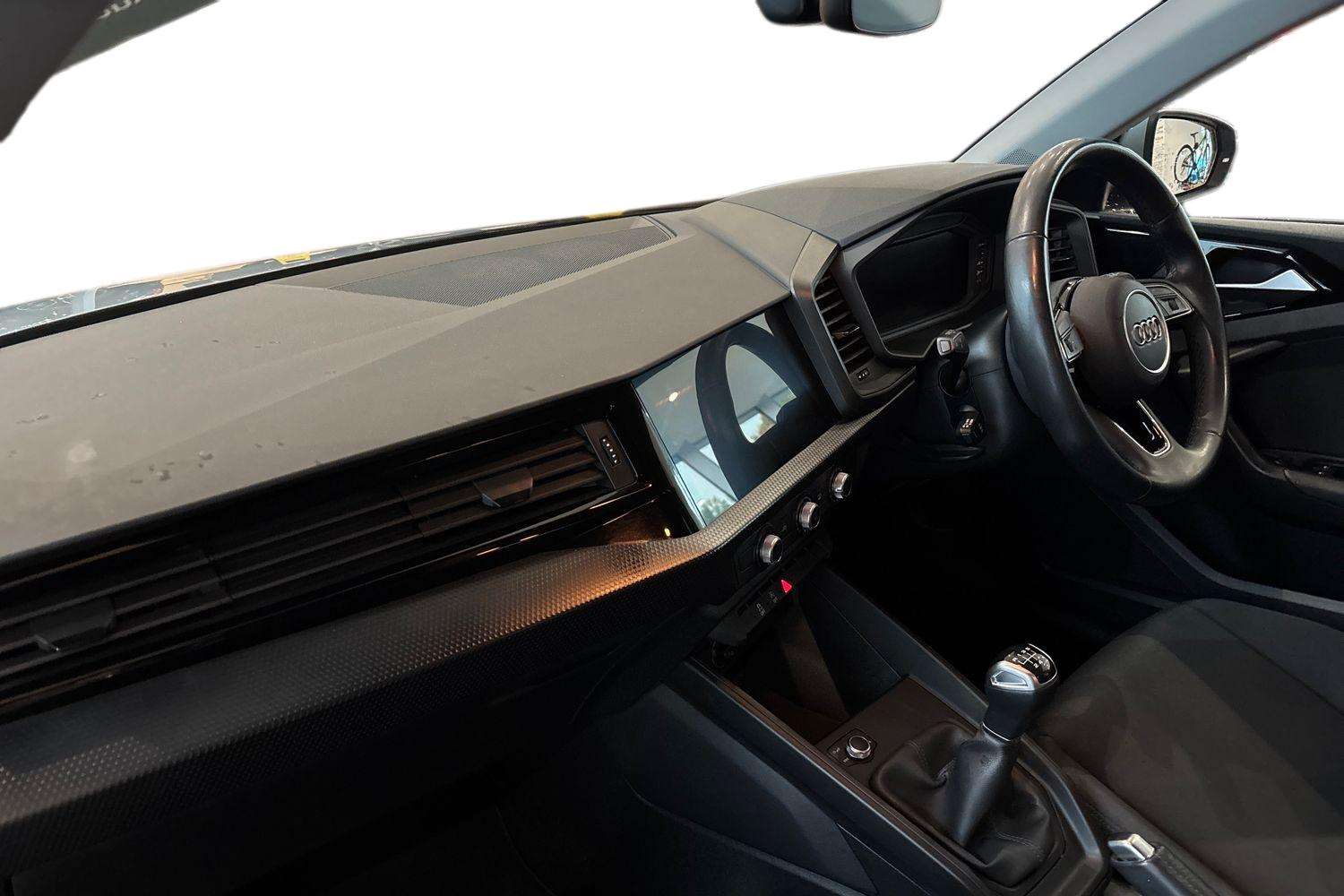 Used Audi A1 2022 for sale - 76087799: Photo 2