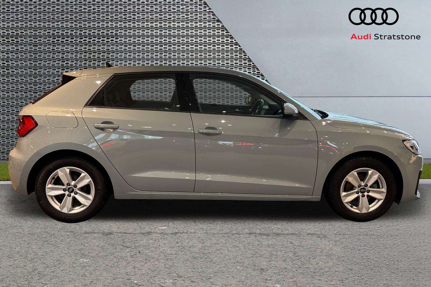Used Audi A1 2022 for sale - 76087799: Photo 4