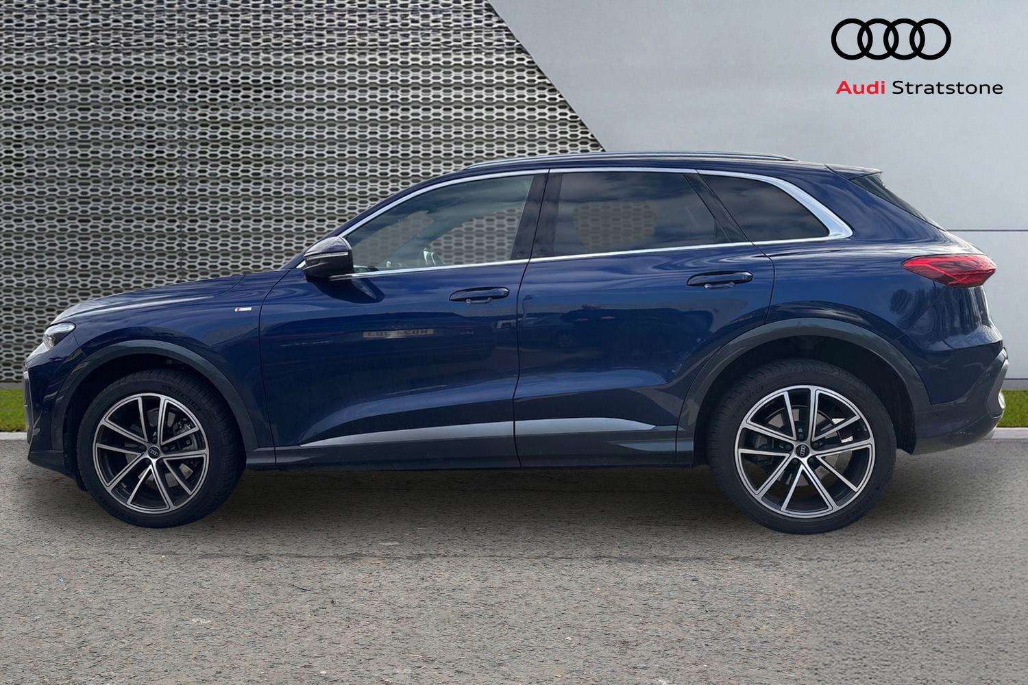 Used Audi Q5 2025 for sale - 77856386: Photo 8