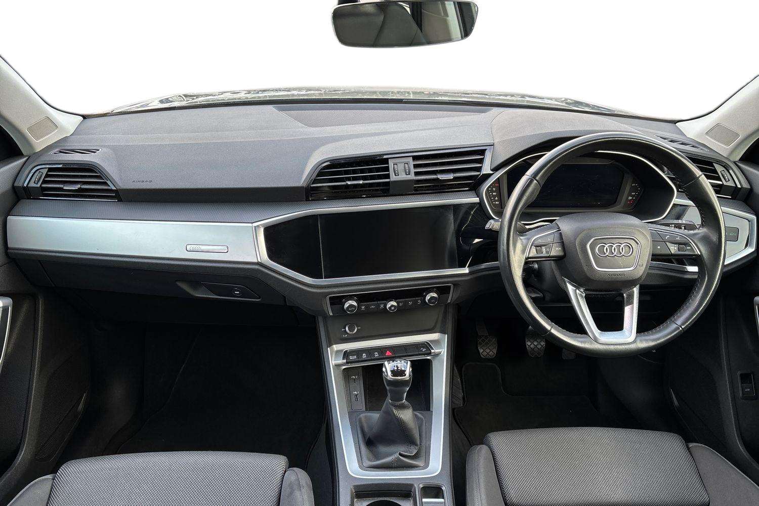 Used Audi Q3 2019 for sale - 77458512: Photo 19