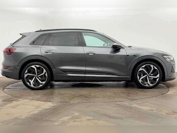 Used Audi e-tron 2022 for sale - 78264781: Photo