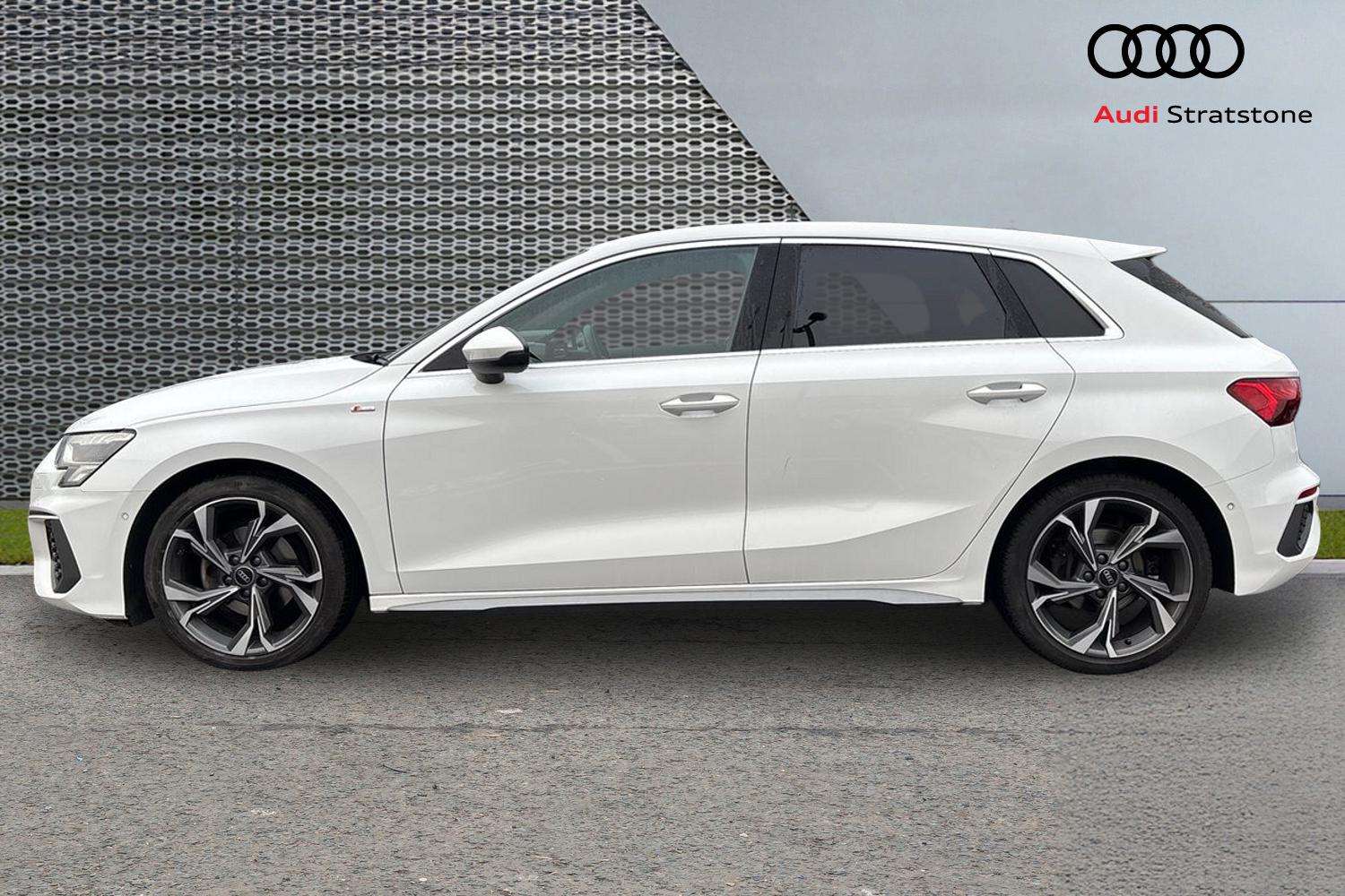 Used Audi A3 2023 for sale - 76916221: Photo 8