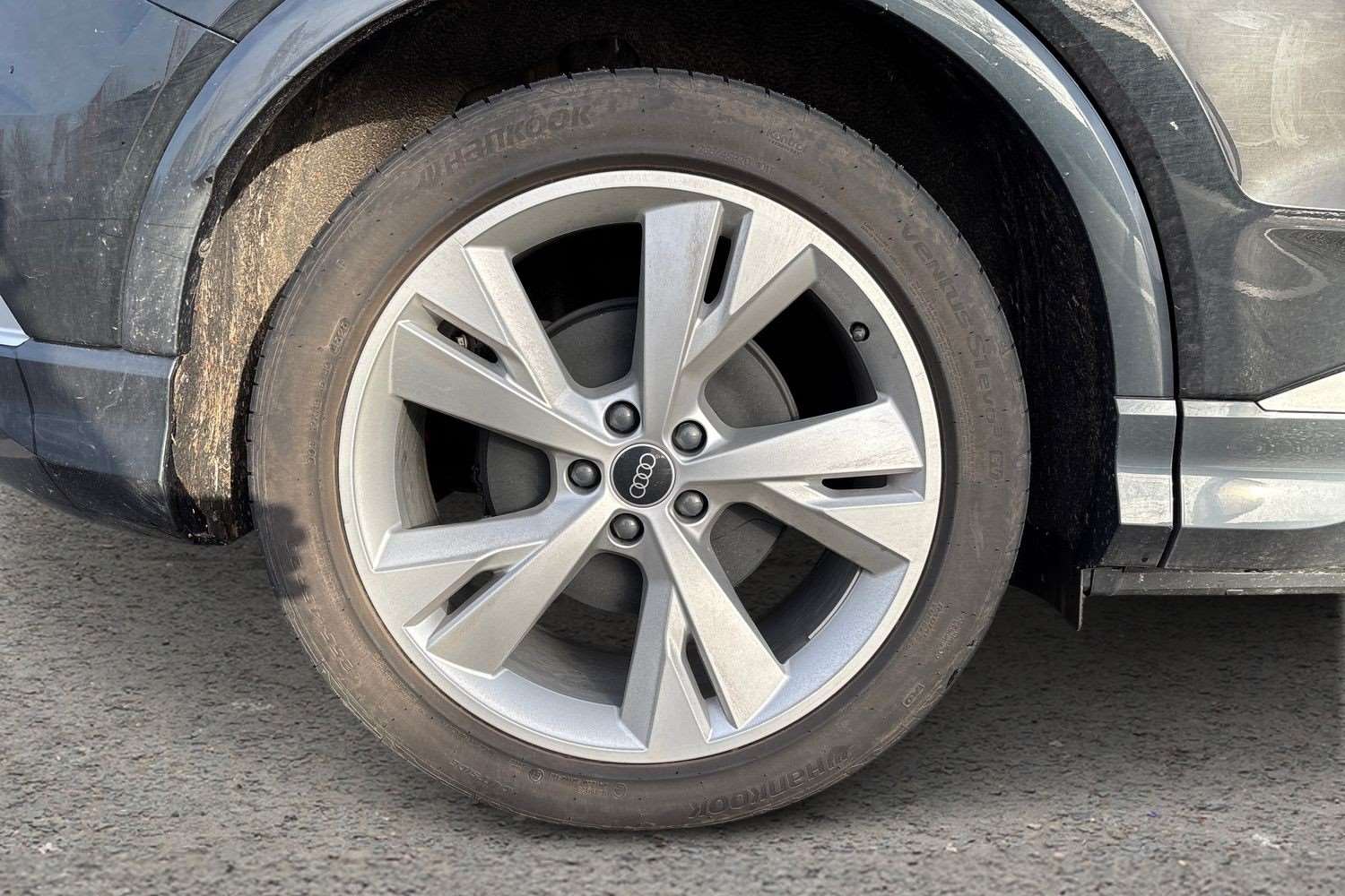 Used Audi Q4 e-tron 2025 for sale - 78010372: Photo 9