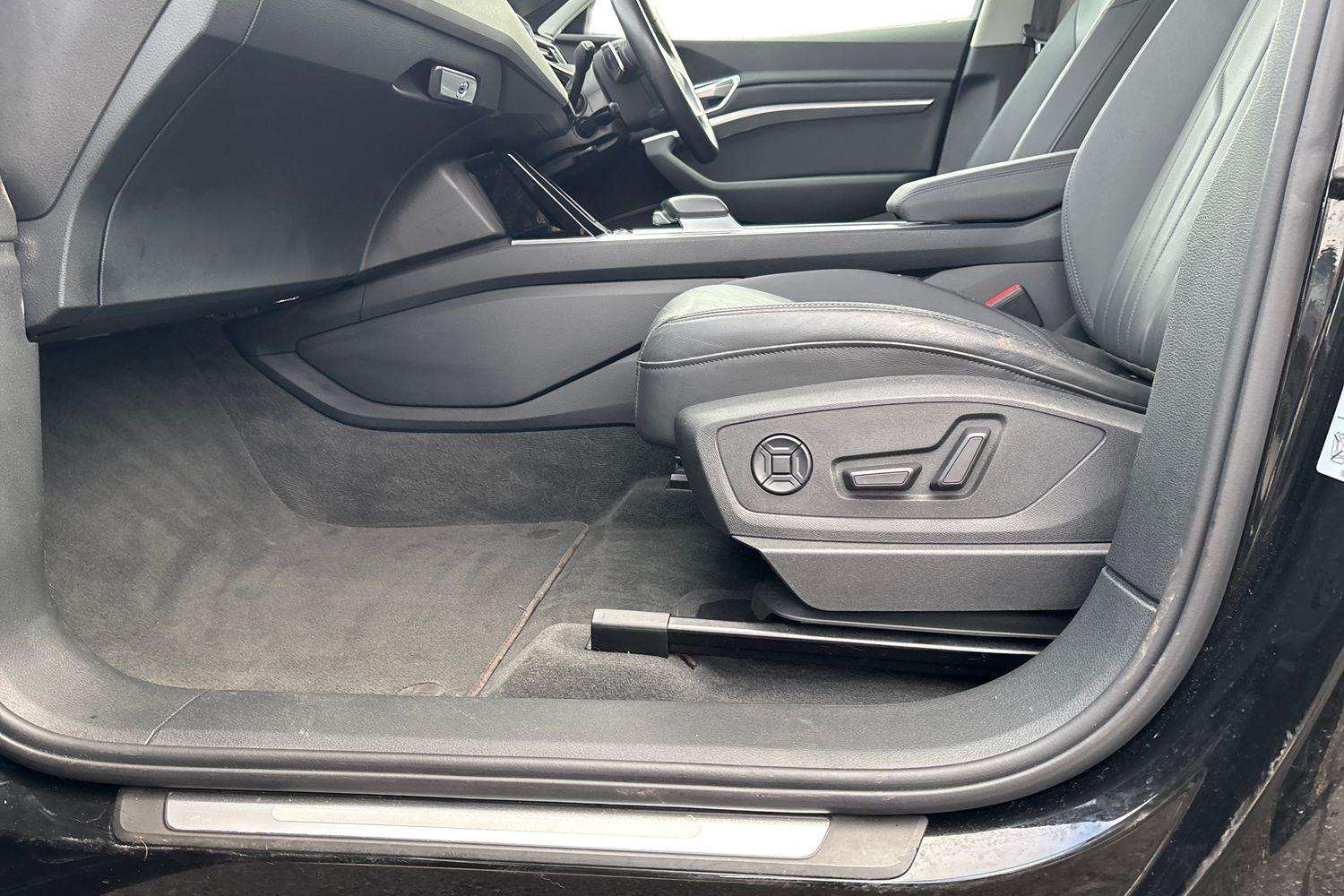 Used Audi e-tron 2020 for sale - 76587731: Photo 21