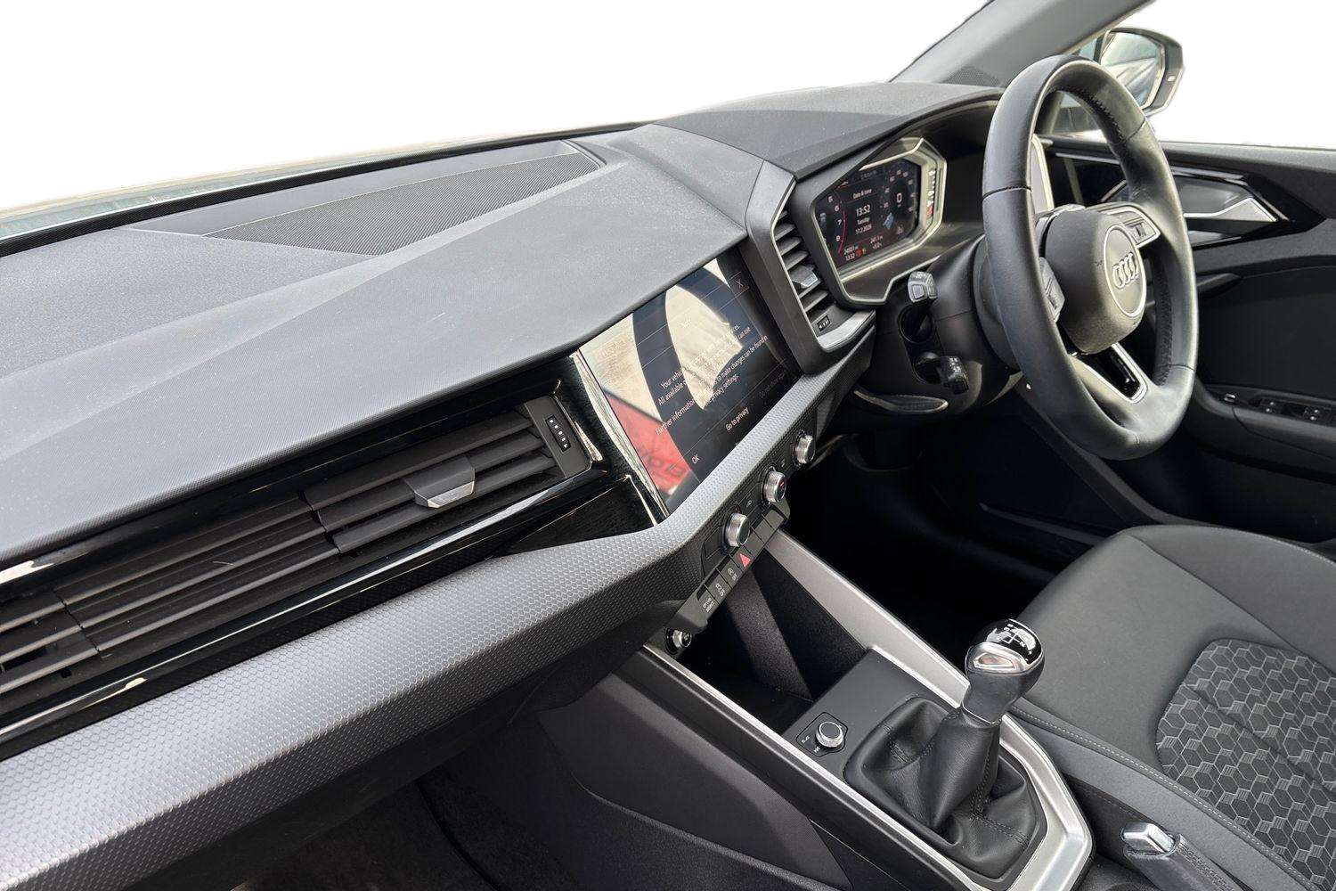 Used Audi A1 2023 for sale - 77628196: Photo 2