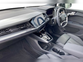 Used Audi Q4 e-tron 2024 for sale - 74716680: Photo