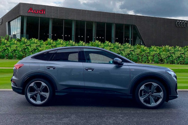 Used Audi Q4 e-tron 2024 for sale - 74716680: Photo 4