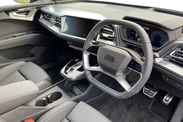 Used Audi Q4 e-tron 2024 for sale - 74716680: Photo 6