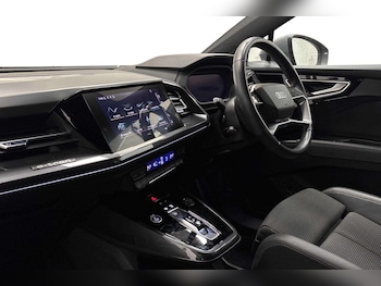 Used Audi Q4 e-tron 2022 for sale - 78666560: Photo