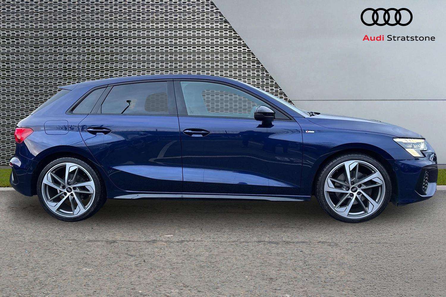 Used Audi A3 2022 for sale - 76827671: Photo 4