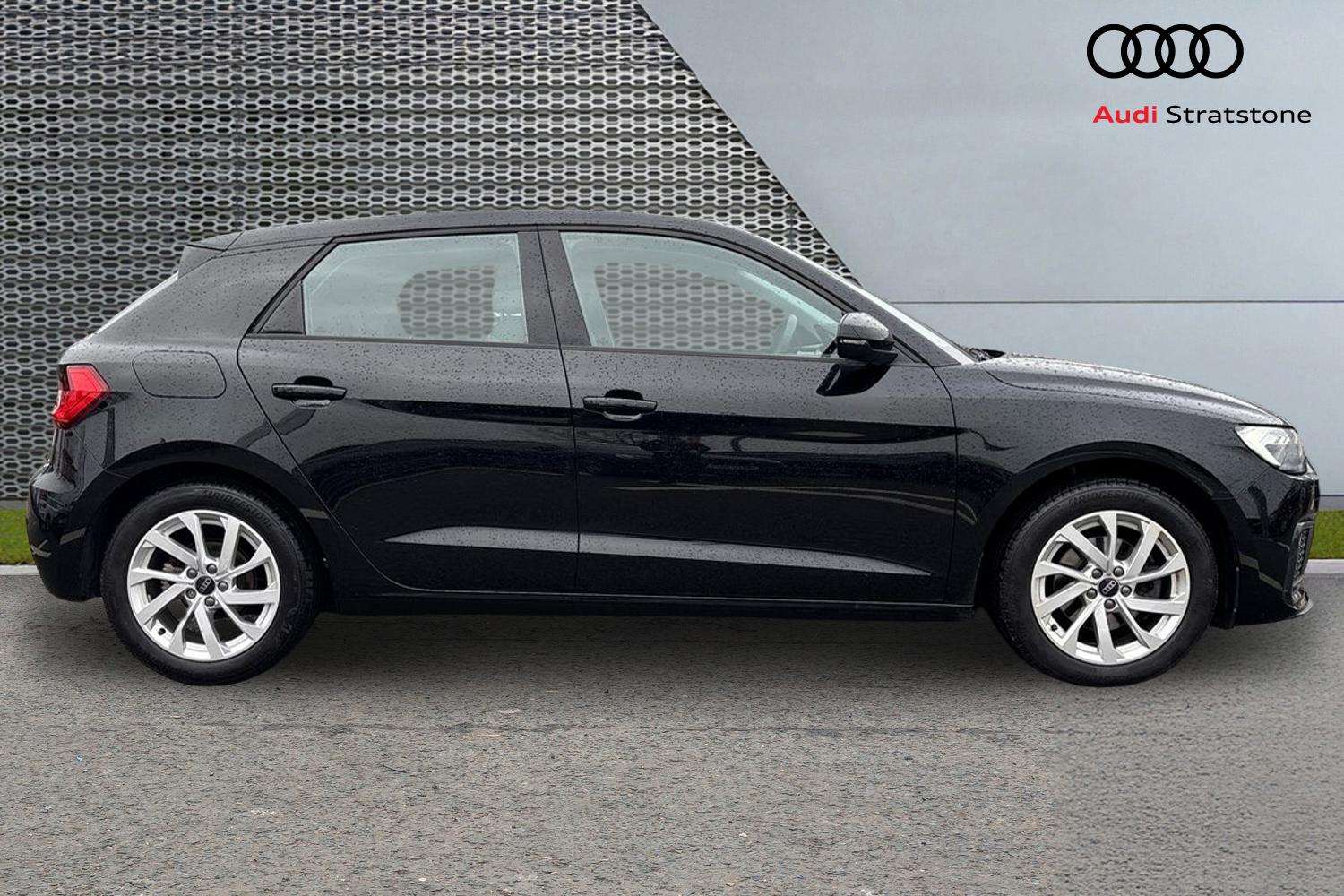Used Audi A1 2024 for sale - 77458640: Photo 4