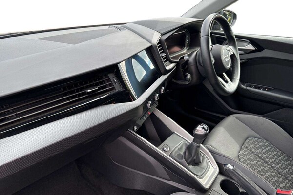 Used Audi A1 2022 for sale - 75733345: Photo 2