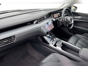 Used Audi e-tron 2019 for sale - 75772386: Photo