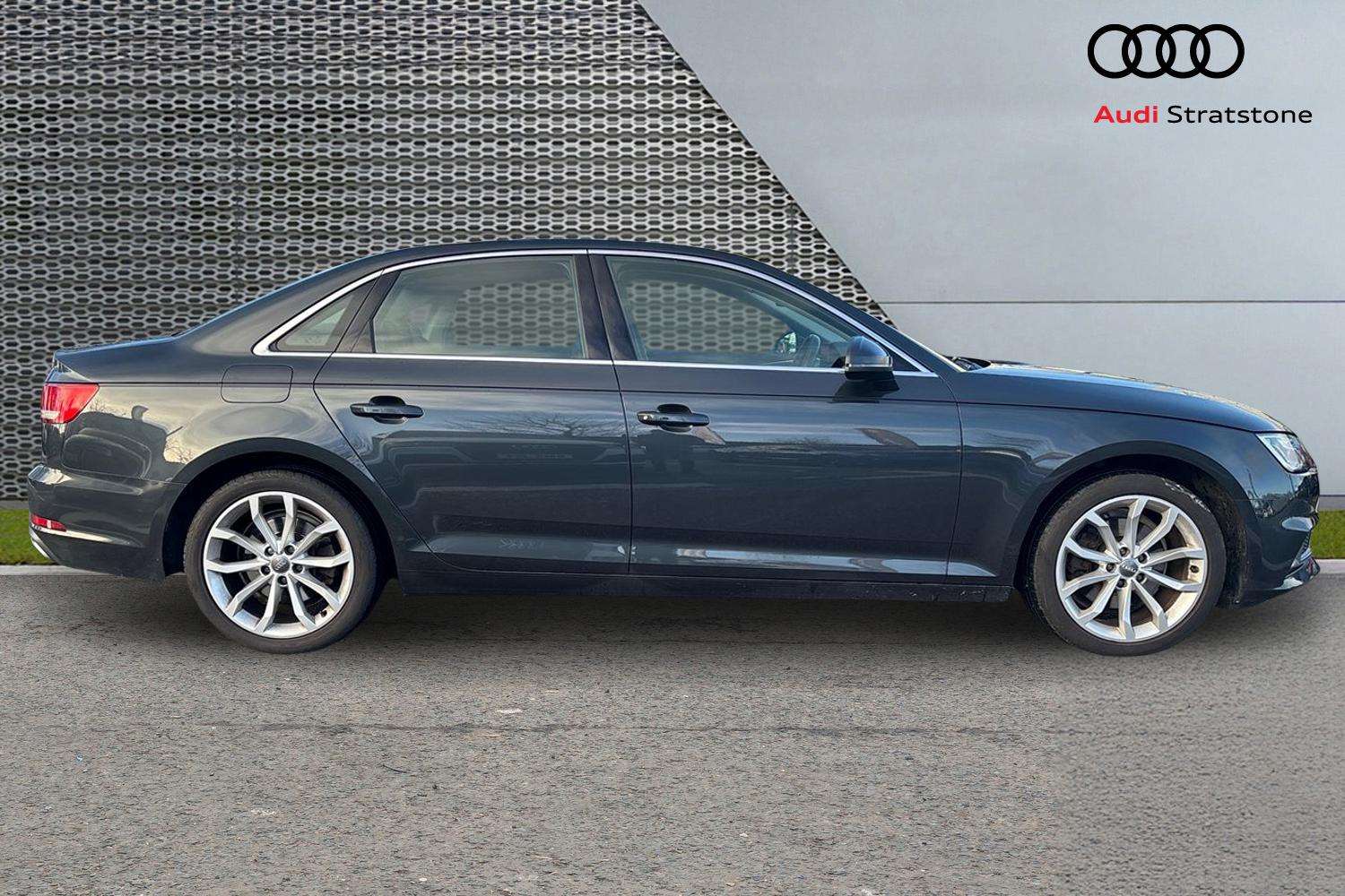 Used Audi A4 2019 for sale - 77093334: Photo 4