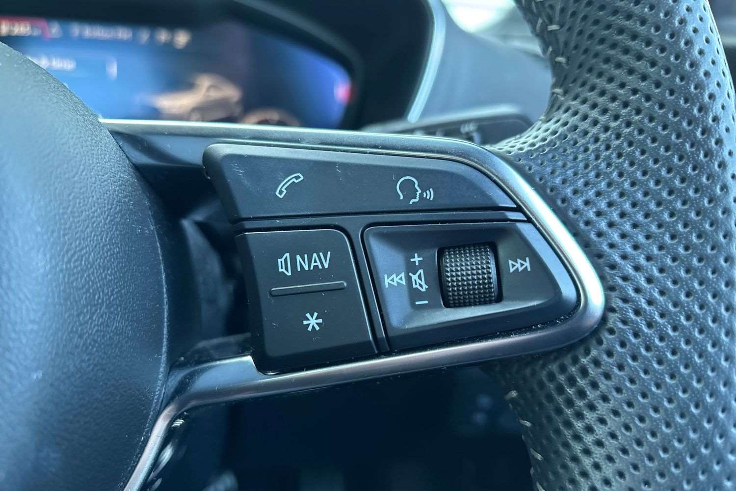 Used Audi TT 2023 for sale - 77942888: Photo 17