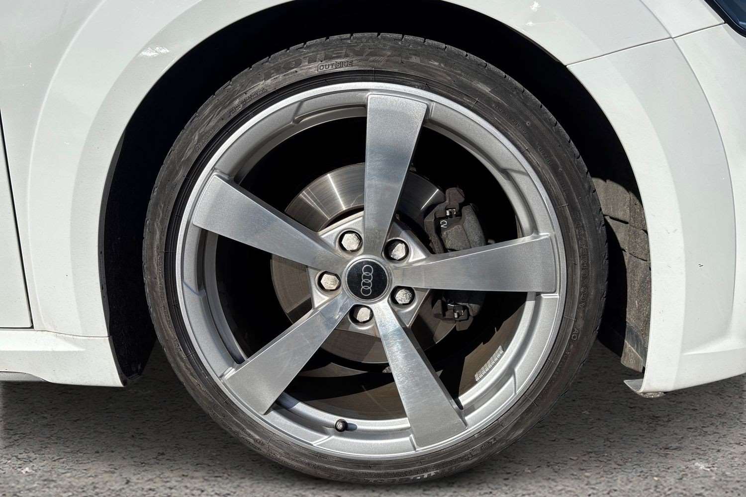 Used Audi TT 2023 for sale - 77942888: Photo 5