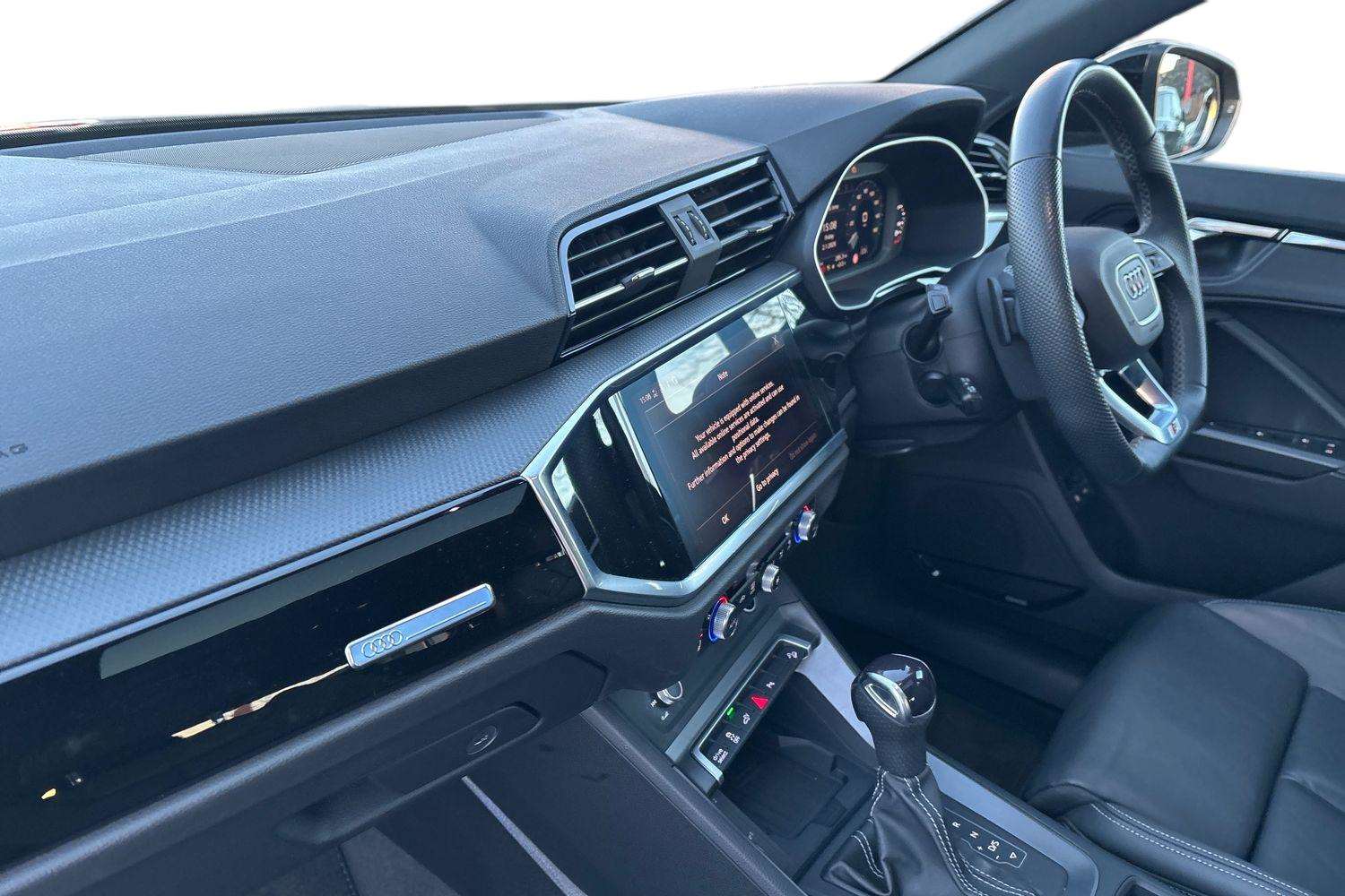 Used Audi Q3 2024 for sale - 77158616: Photo 2