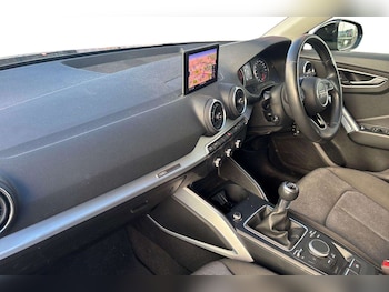 Used Audi Q2 2018 for sale - 77044105: Photo