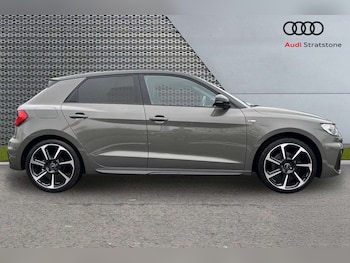 Used Audi A1 2022 for sale - 76587742: Photo