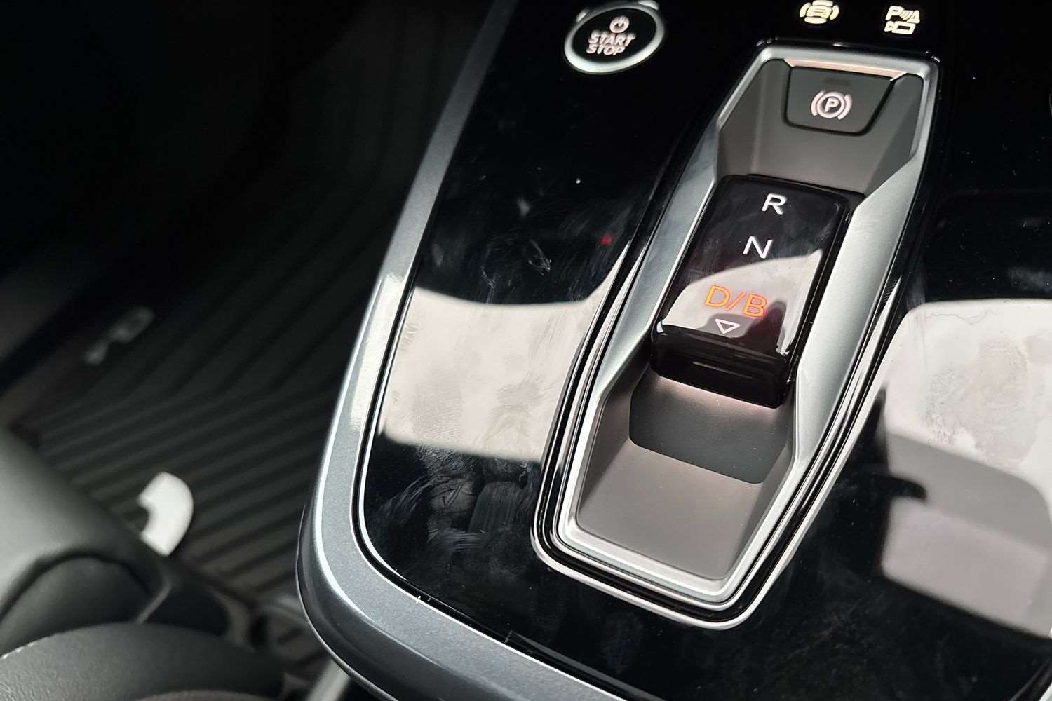 Used Audi Q4 e-tron 2025 for sale - 77886013: Photo 15