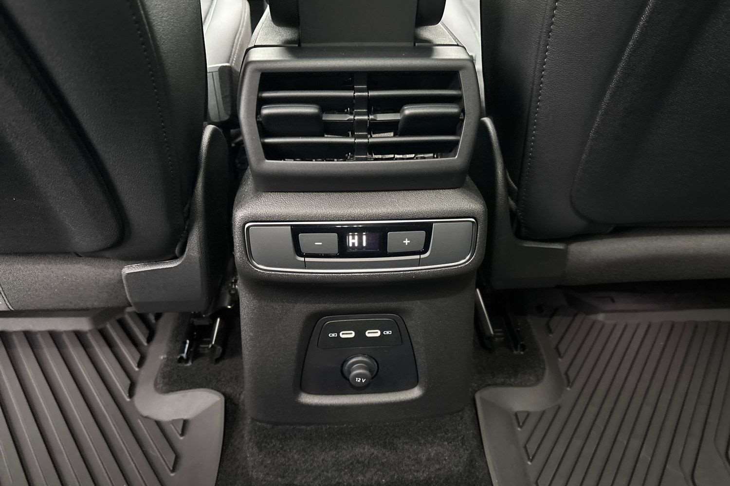 Used Audi Q4 e-tron 2025 for sale - 77886013: Photo 23