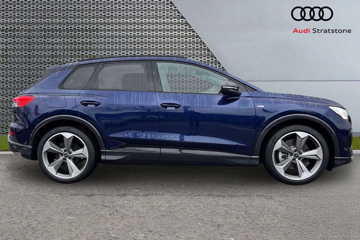 Used Audi Q4 e-tron 2025 for sale - 77886013: Photo 4