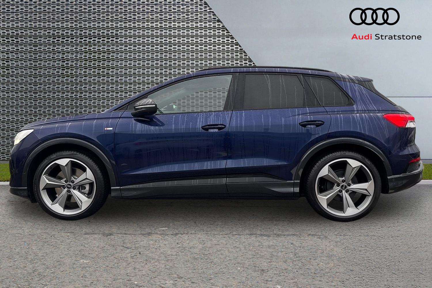 Used Audi Q4 e-tron 2025 for sale - 77886013: Photo 8
