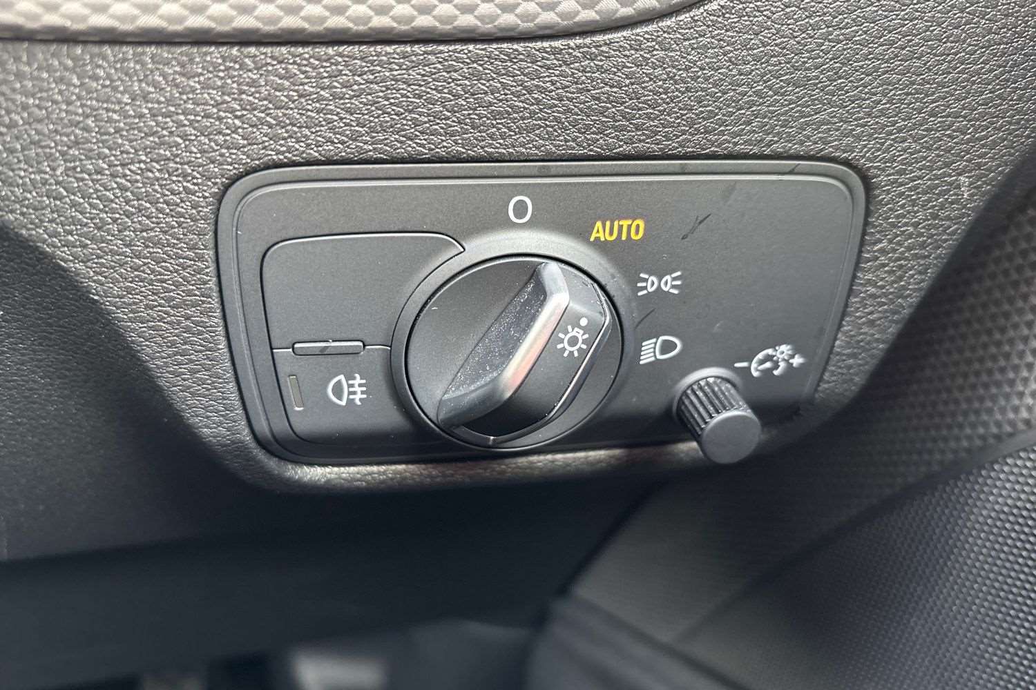 Used Audi Q2 2023 for sale - 78208940: Photo 34