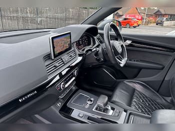 Used Audi Q5 2019 for sale - 79770456: Photo