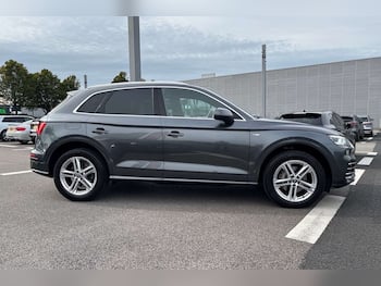 Used Audi Q5 2019 for sale - 79770456: Photo
