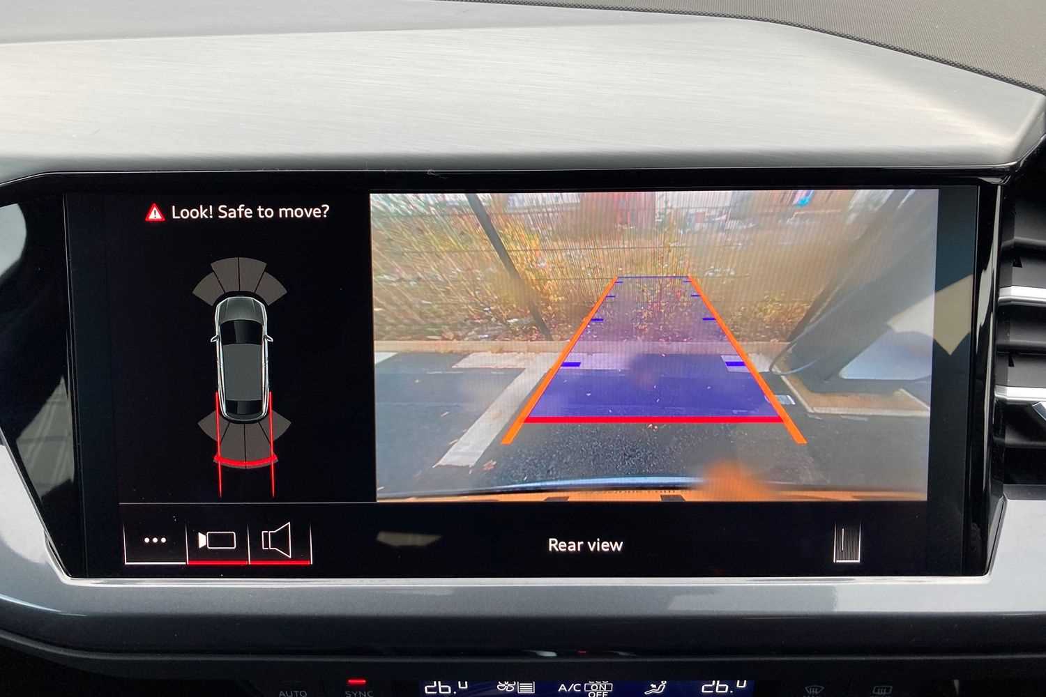 Used Audi Q4 e-tron 2024 for sale - 77164484: Photo 35