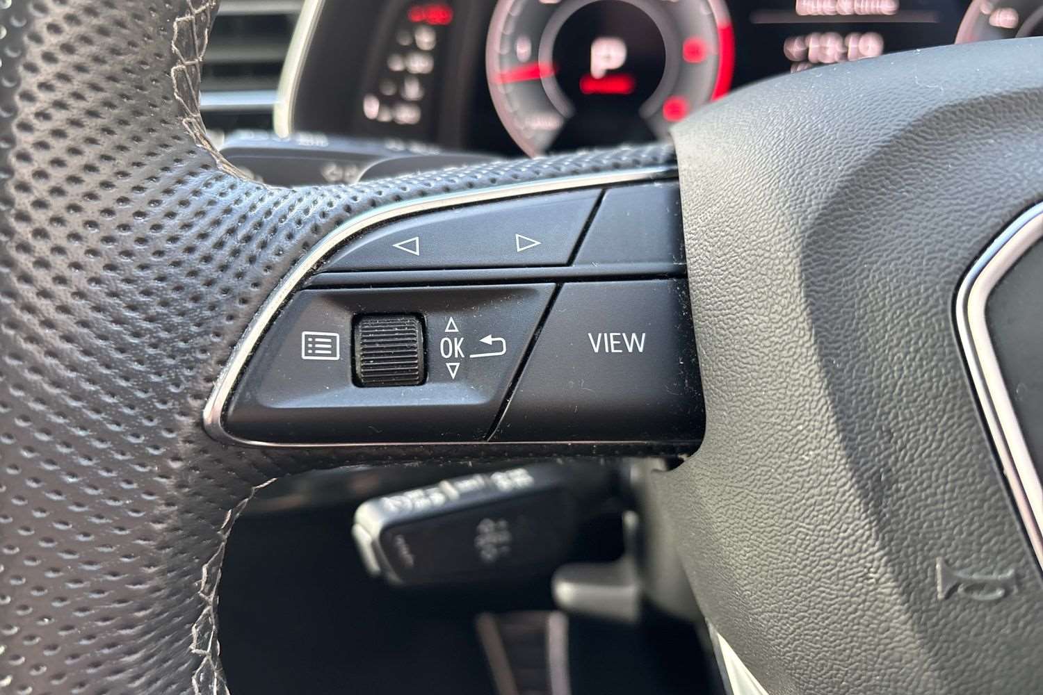 Used Audi Q7 2023 for sale - 78173856: Photo 16