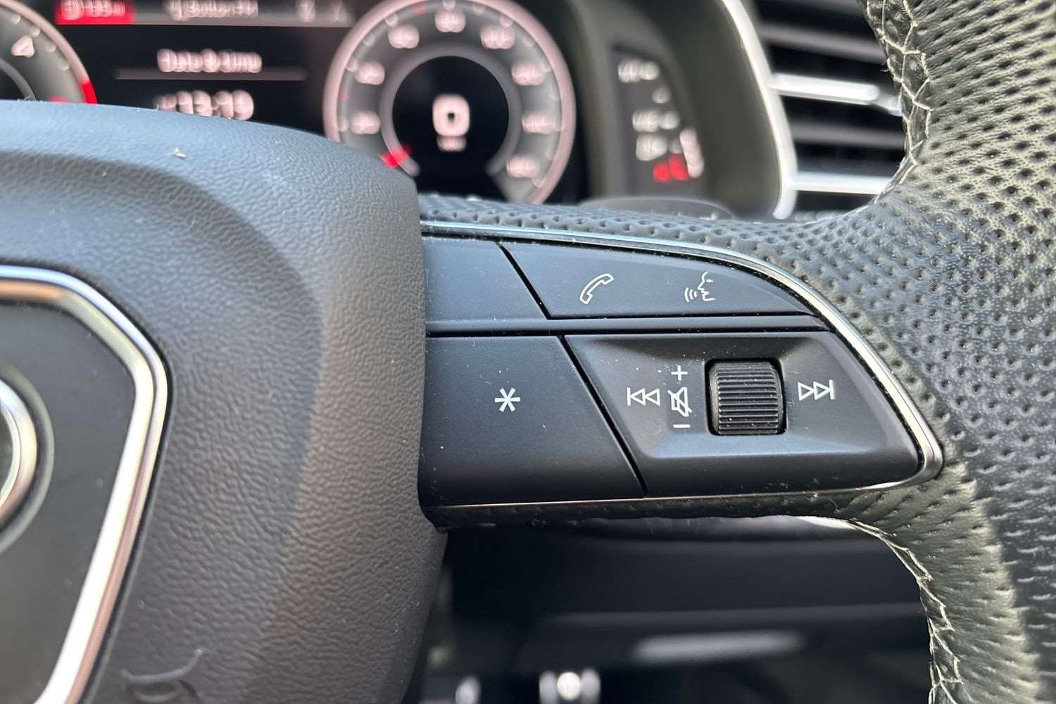 Used Audi Q7 2023 for sale - 78173856: Photo 17