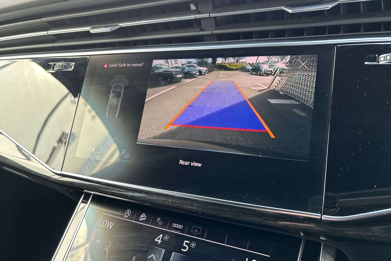 Used Audi Q7 2023 for sale - 78173856: Photo 26