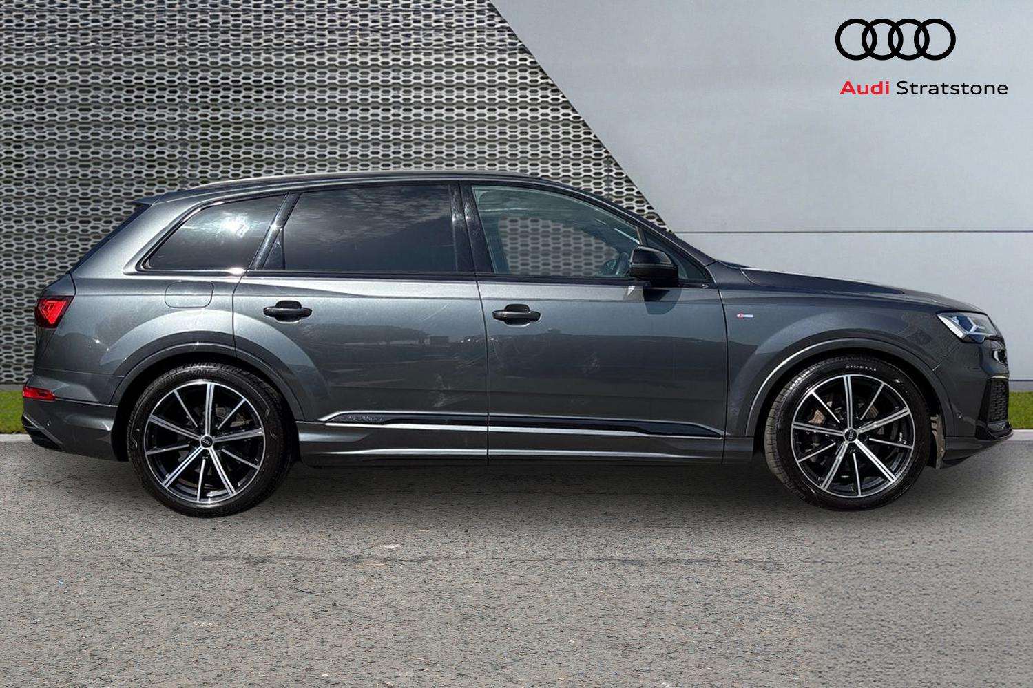 Used Audi Q7 2023 for sale - 78173856: Photo 4