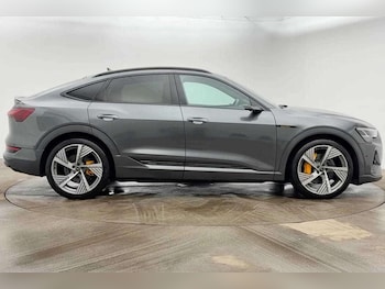 Used Audi e-tron 2022 for sale - 77480646: Photo