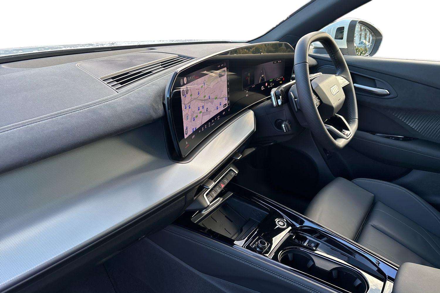 Used Audi Q3 2025 for sale - 77270059: Photo 2