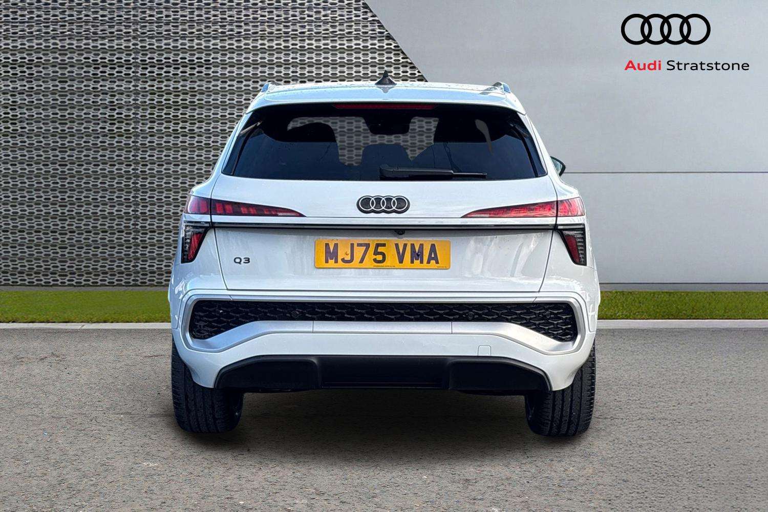 Used Audi Q3 2025 for sale - 77270059: Photo 7