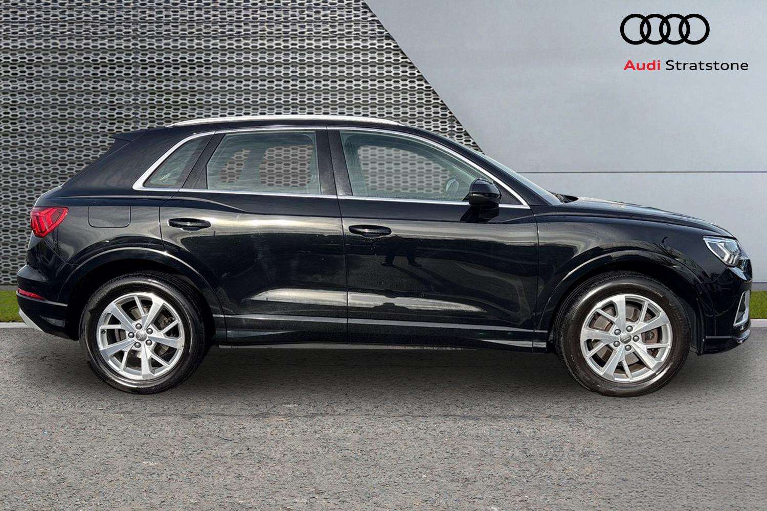 Used Audi Q3 2019 for sale - 76624572: Photo 4