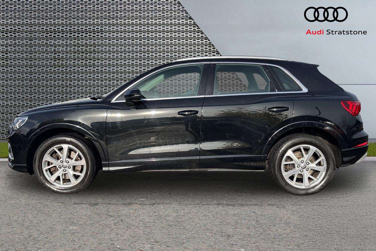 Used Audi Q3 2019 for sale - 76624572: Photo 8