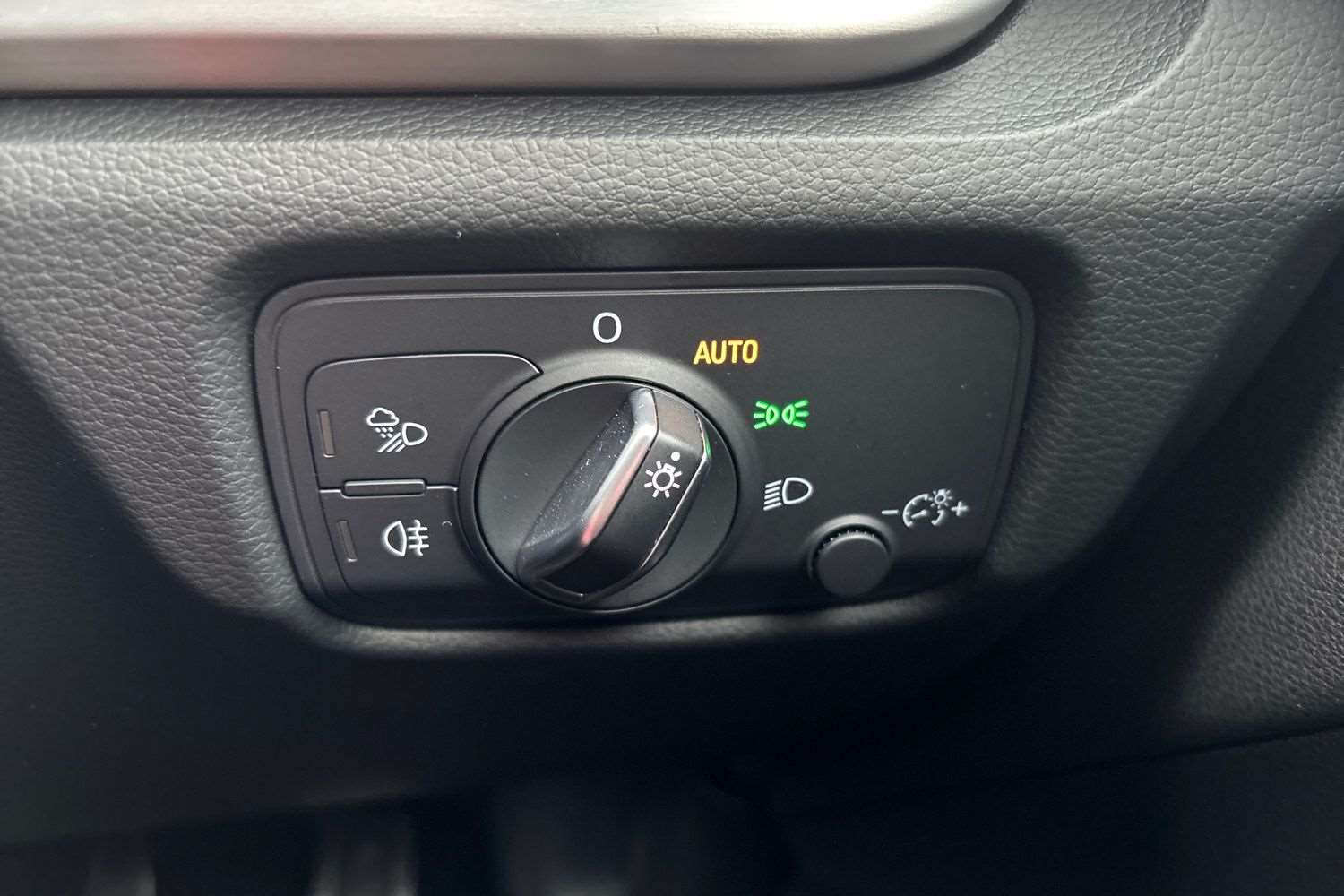 Used Audi A3 2018 for sale - 76475912: Photo 32