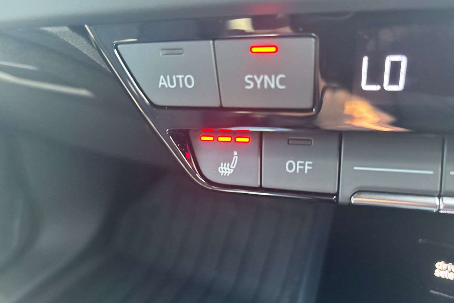 Used Audi Q4 e-tron 2025 for sale - 75784999: Photo 16